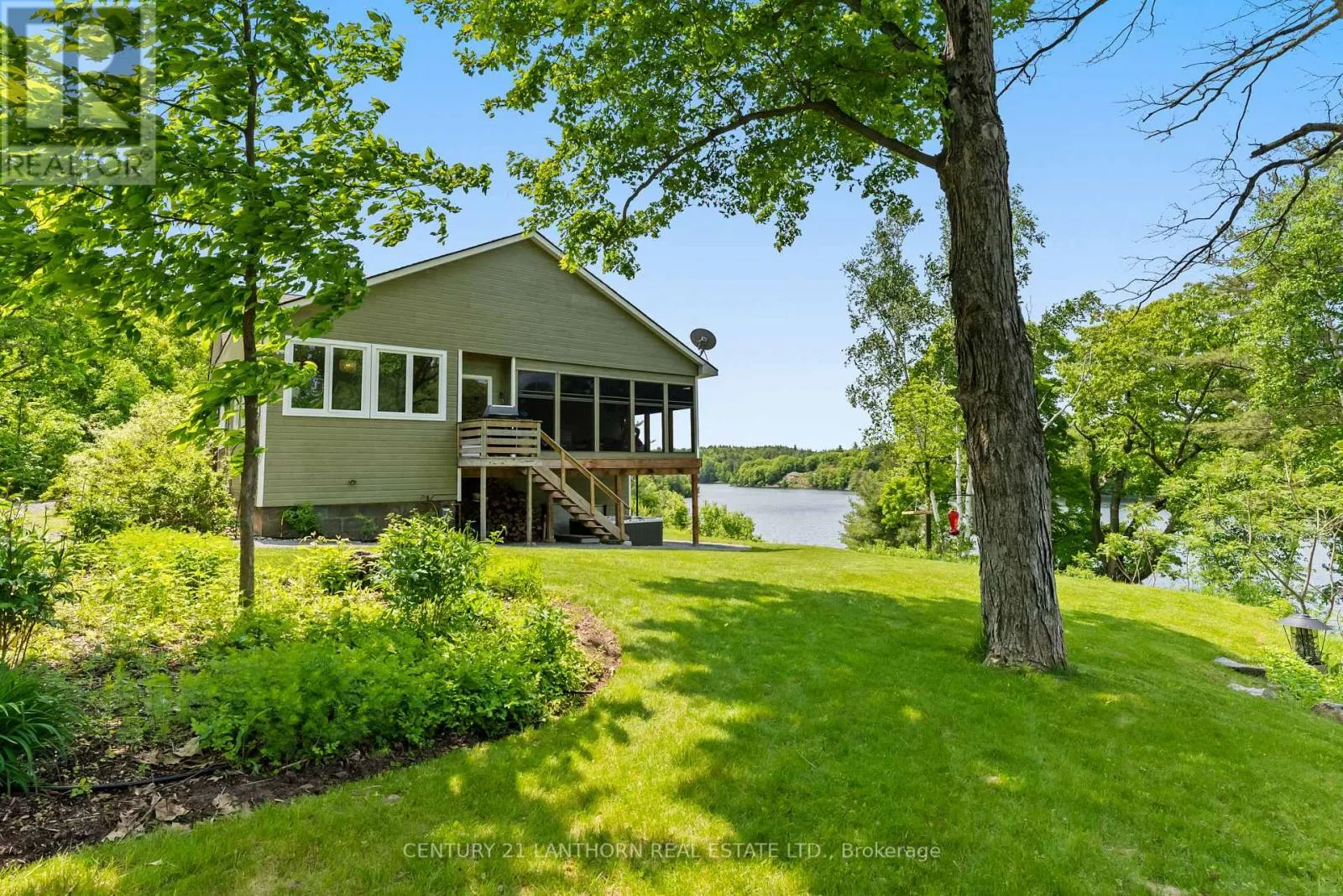 32 FOREST BREEZE LANE