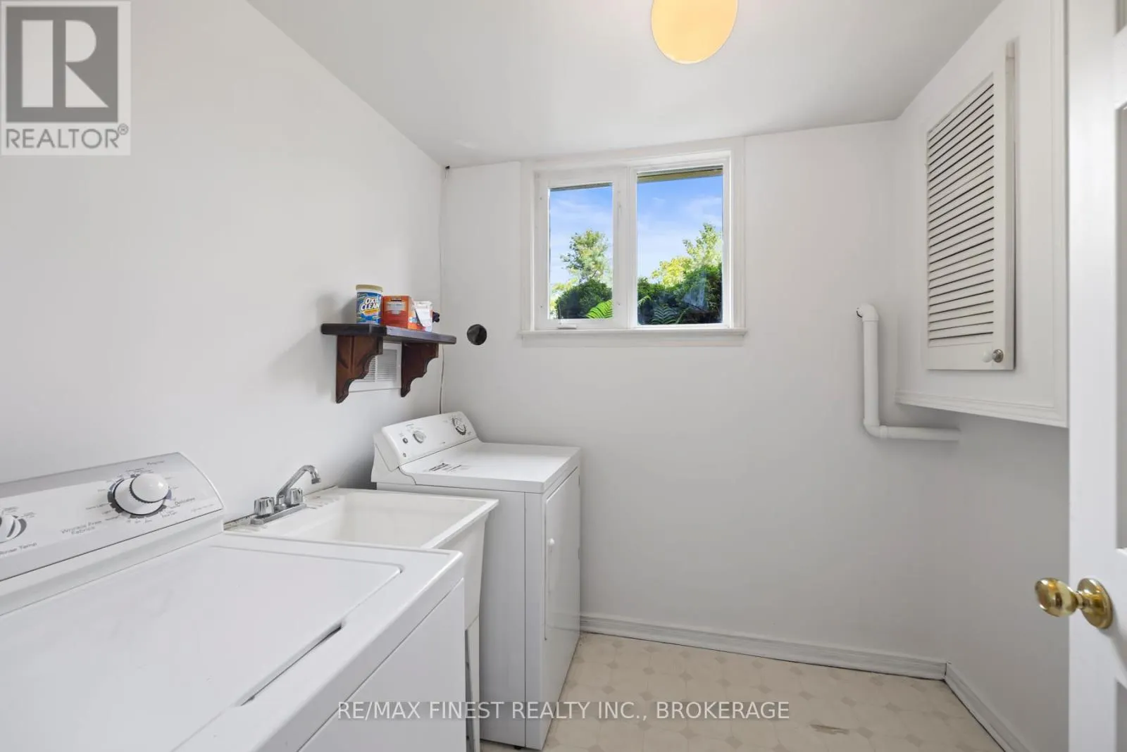 941 MALVERN TERRACE
