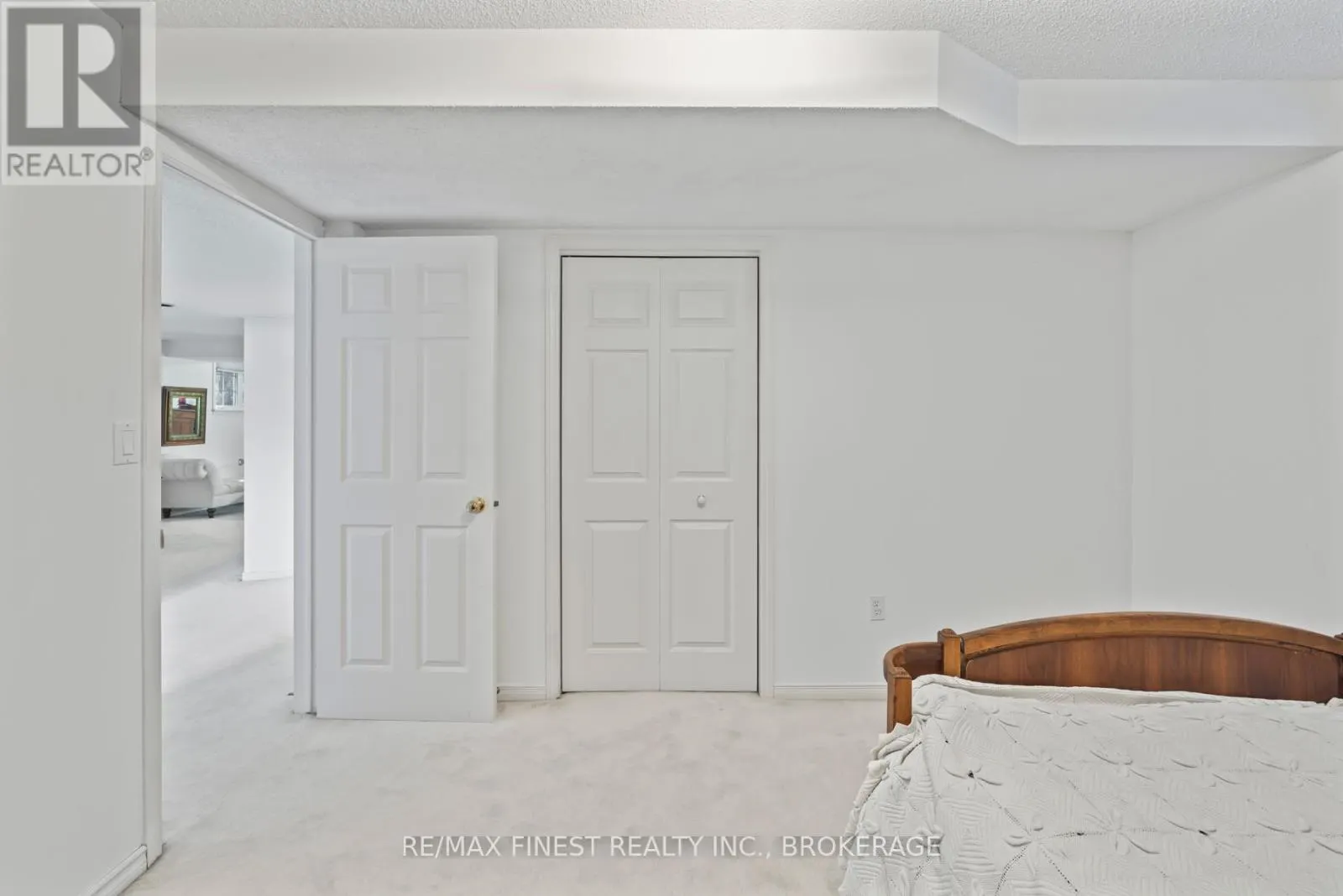 941 MALVERN TERRACE