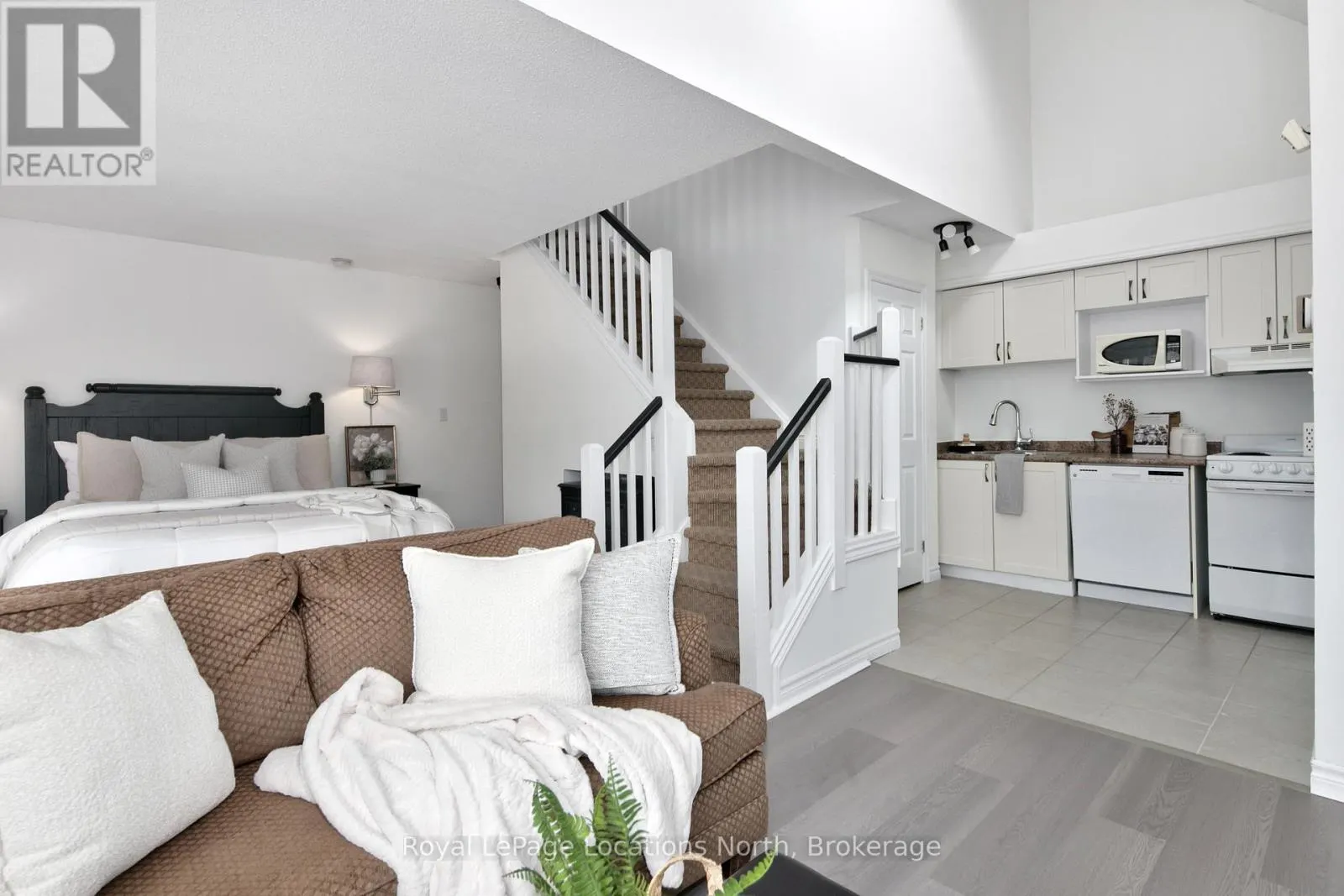 116 - 796468 GREY 19 ROAD, #116