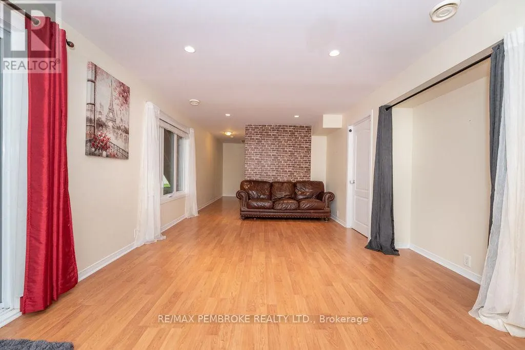 7 VERMONT MEADOWS