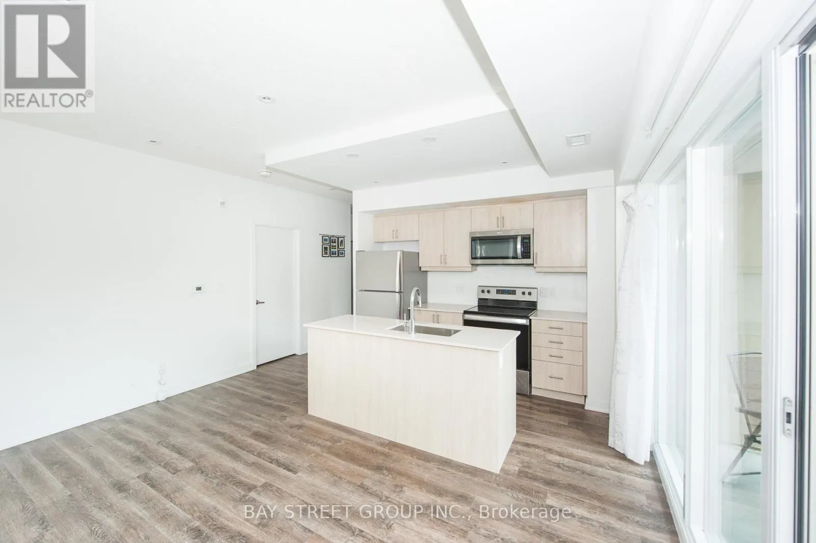 16 MARKLE CRESCENT