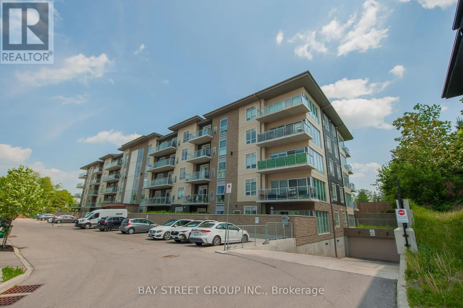 16 MARKLE CRESCENT