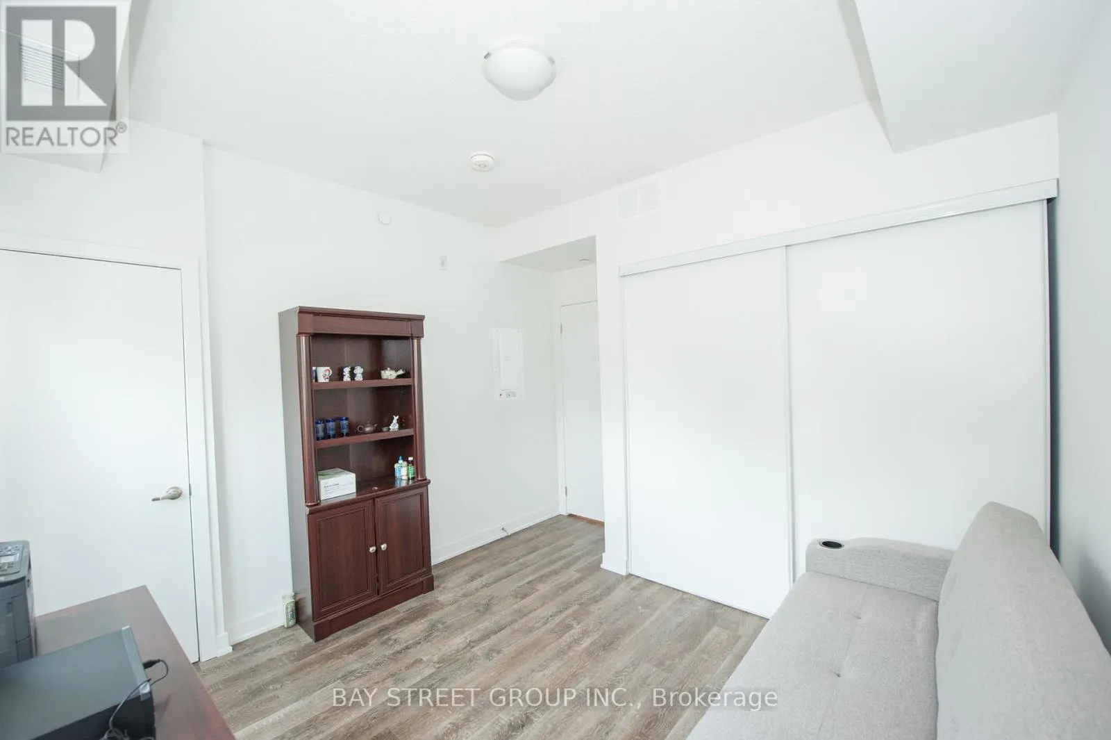 16 MARKLE CRESCENT
