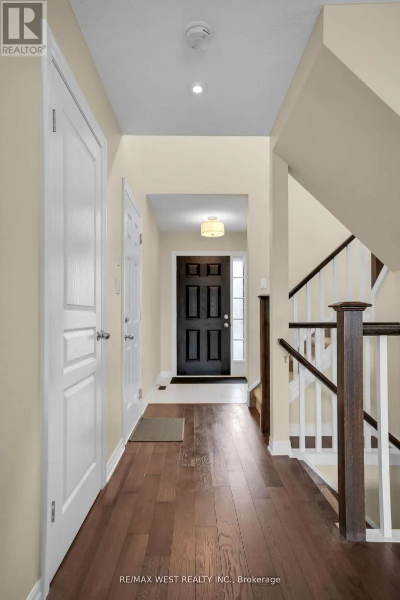 9 NOBLE LANE