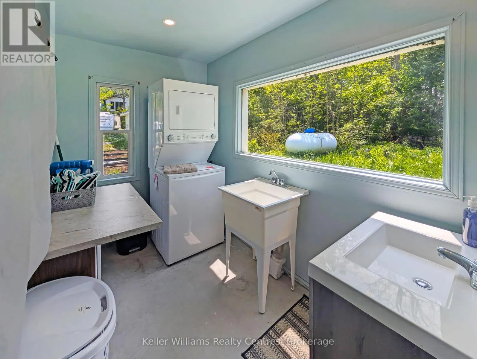 31 WATERVIEW ROAD