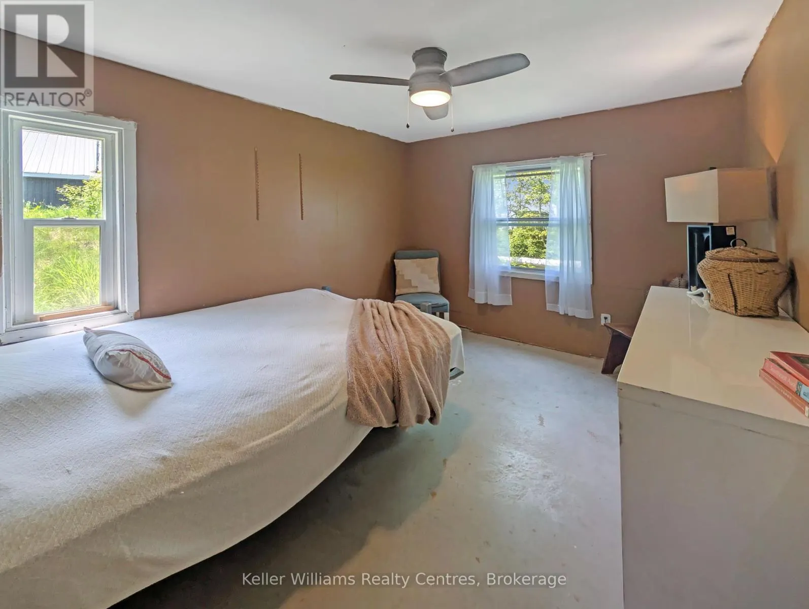 31 WATERVIEW ROAD