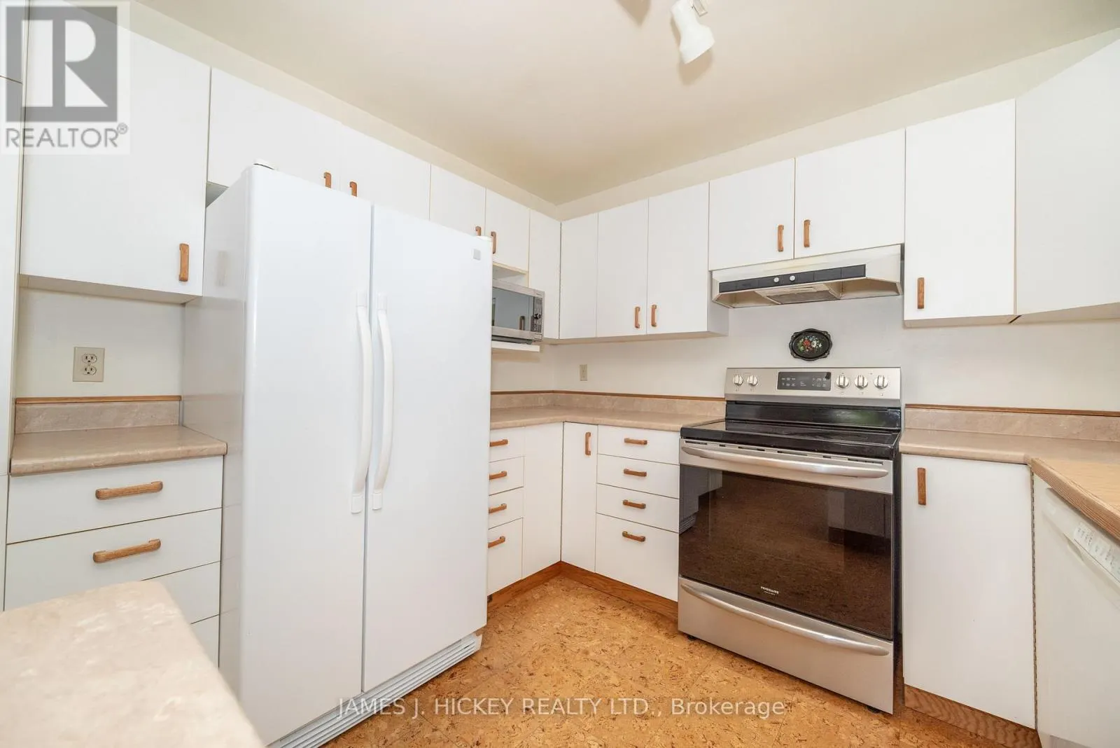 11 BANTING DRIVE
