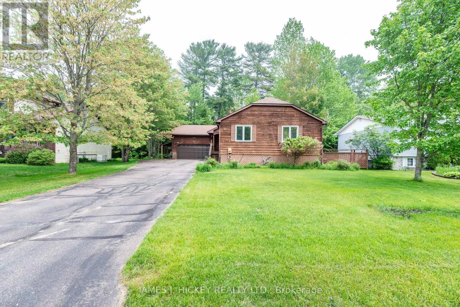 11 BANTING DRIVE