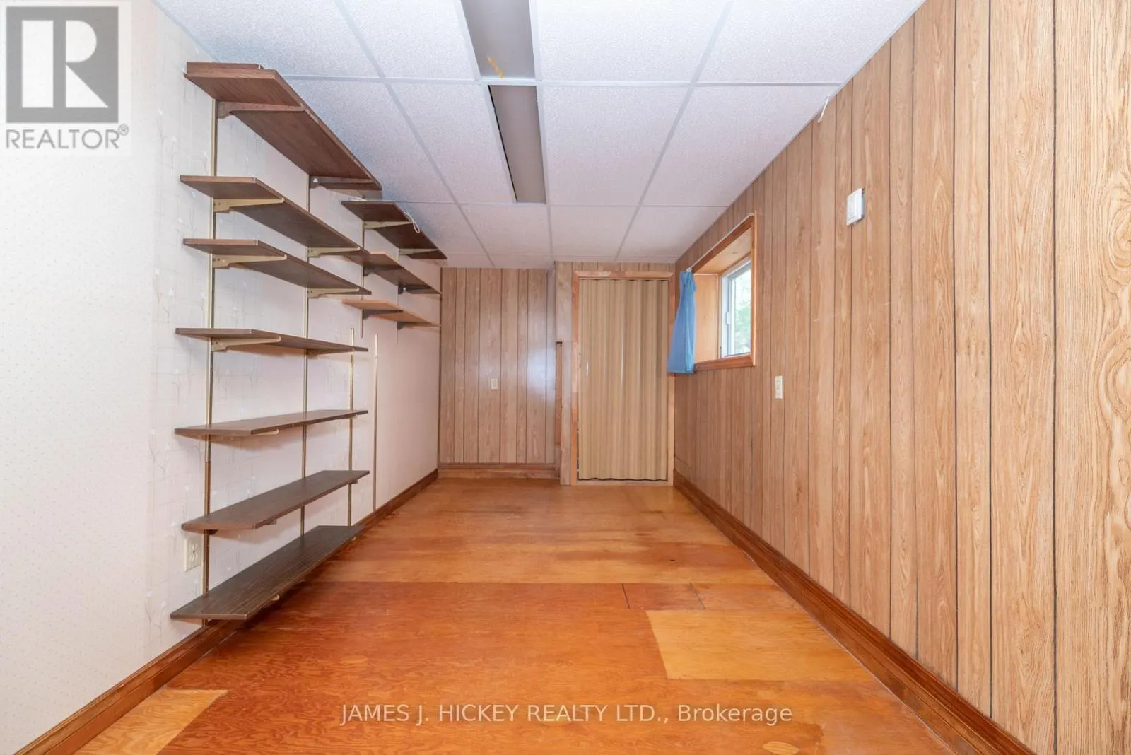 11 BANTING DRIVE