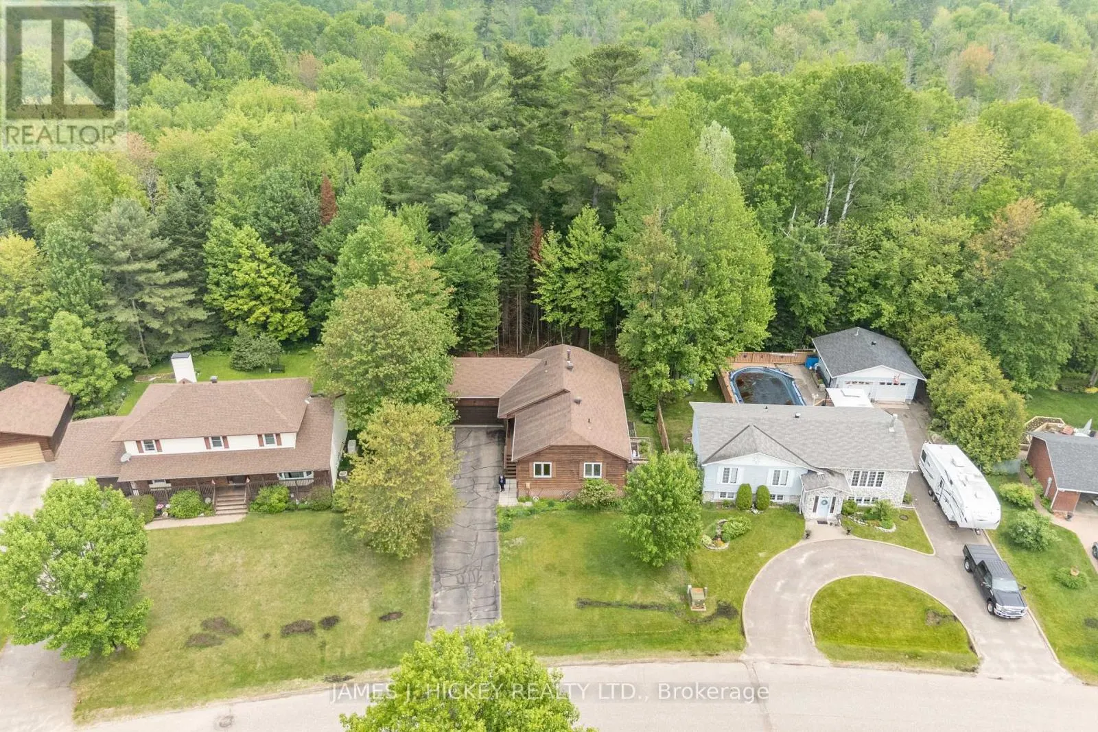 11 BANTING DRIVE
