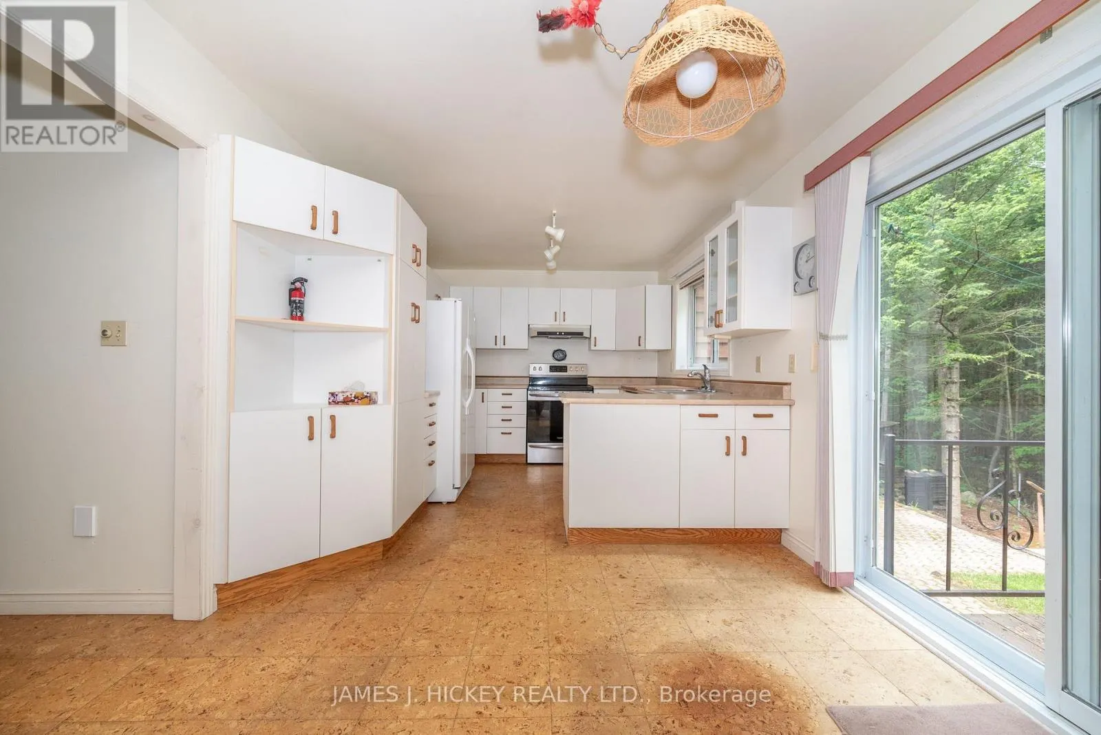 11 BANTING DRIVE
