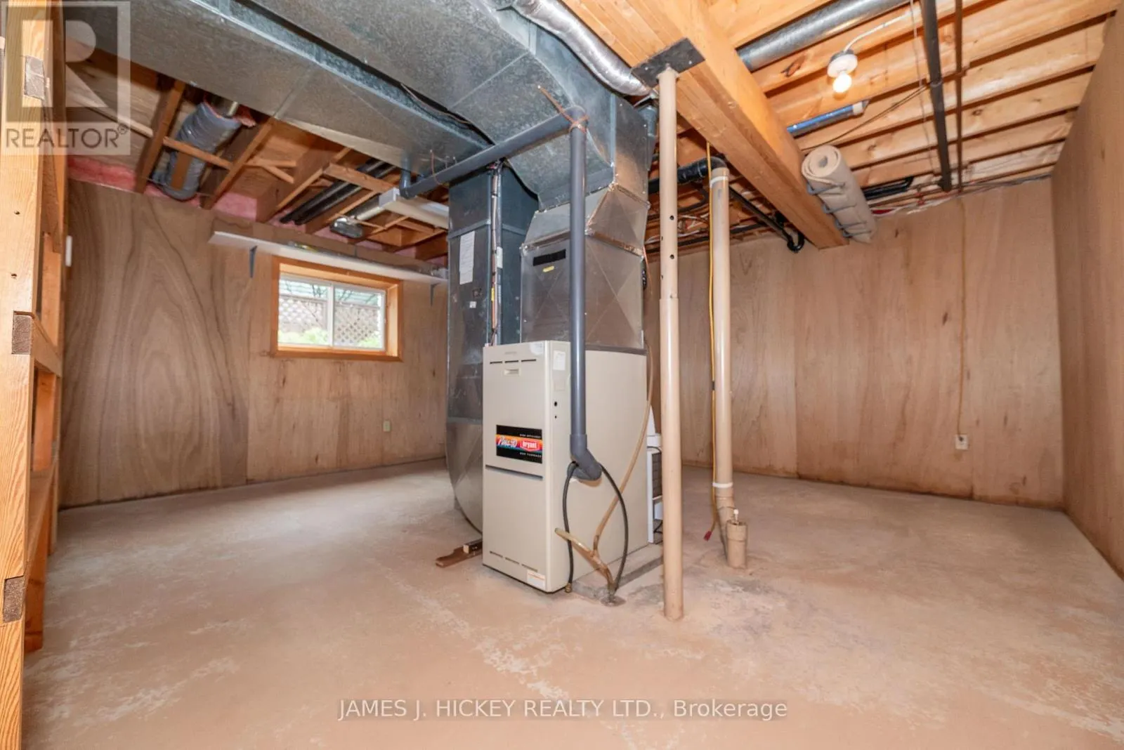 11 BANTING DRIVE
