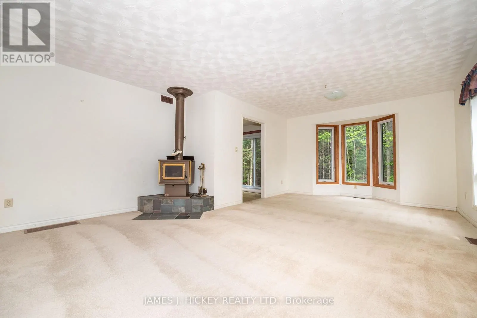 11 BANTING DRIVE