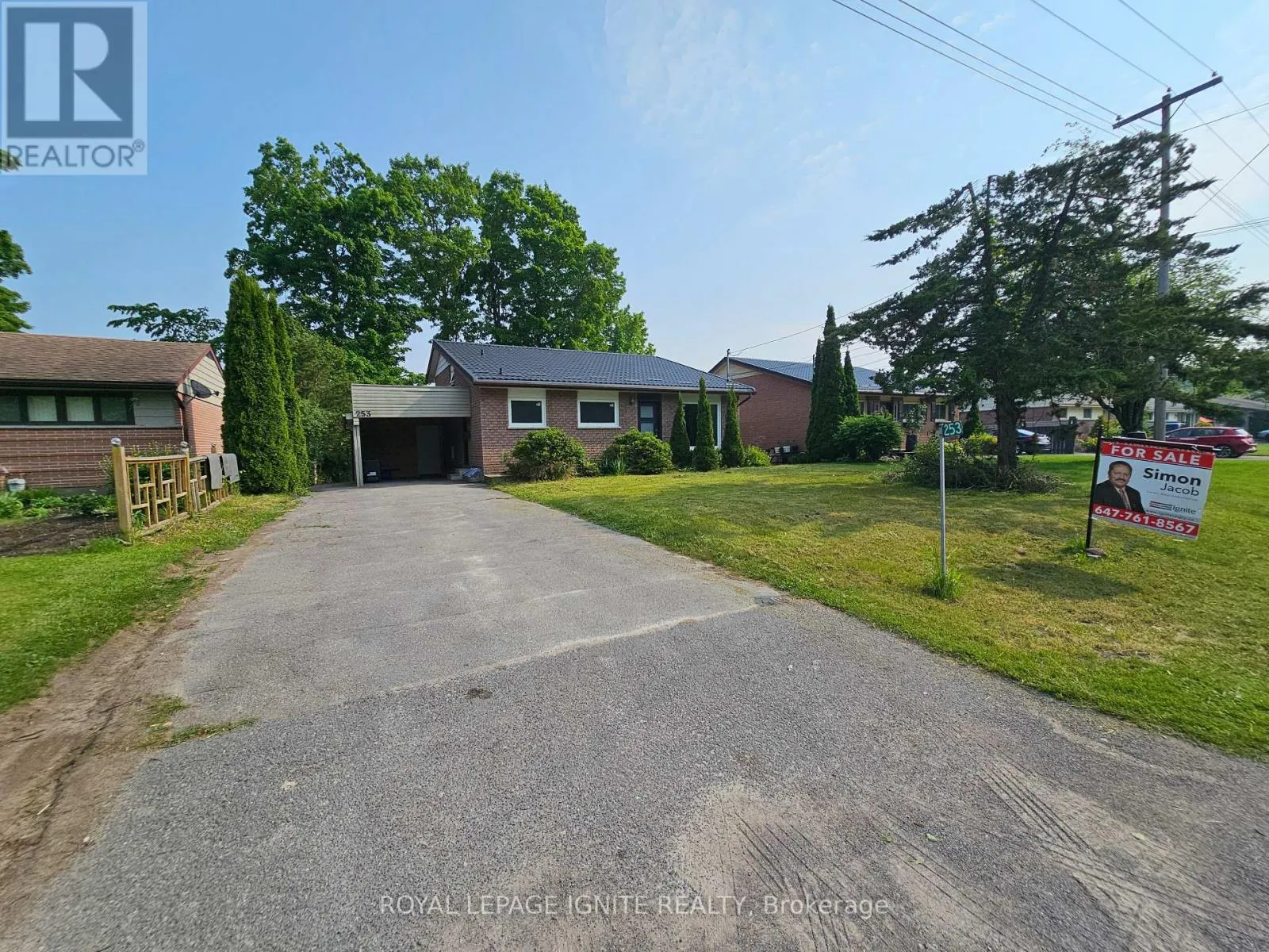253 WOODLAND DRIVE N