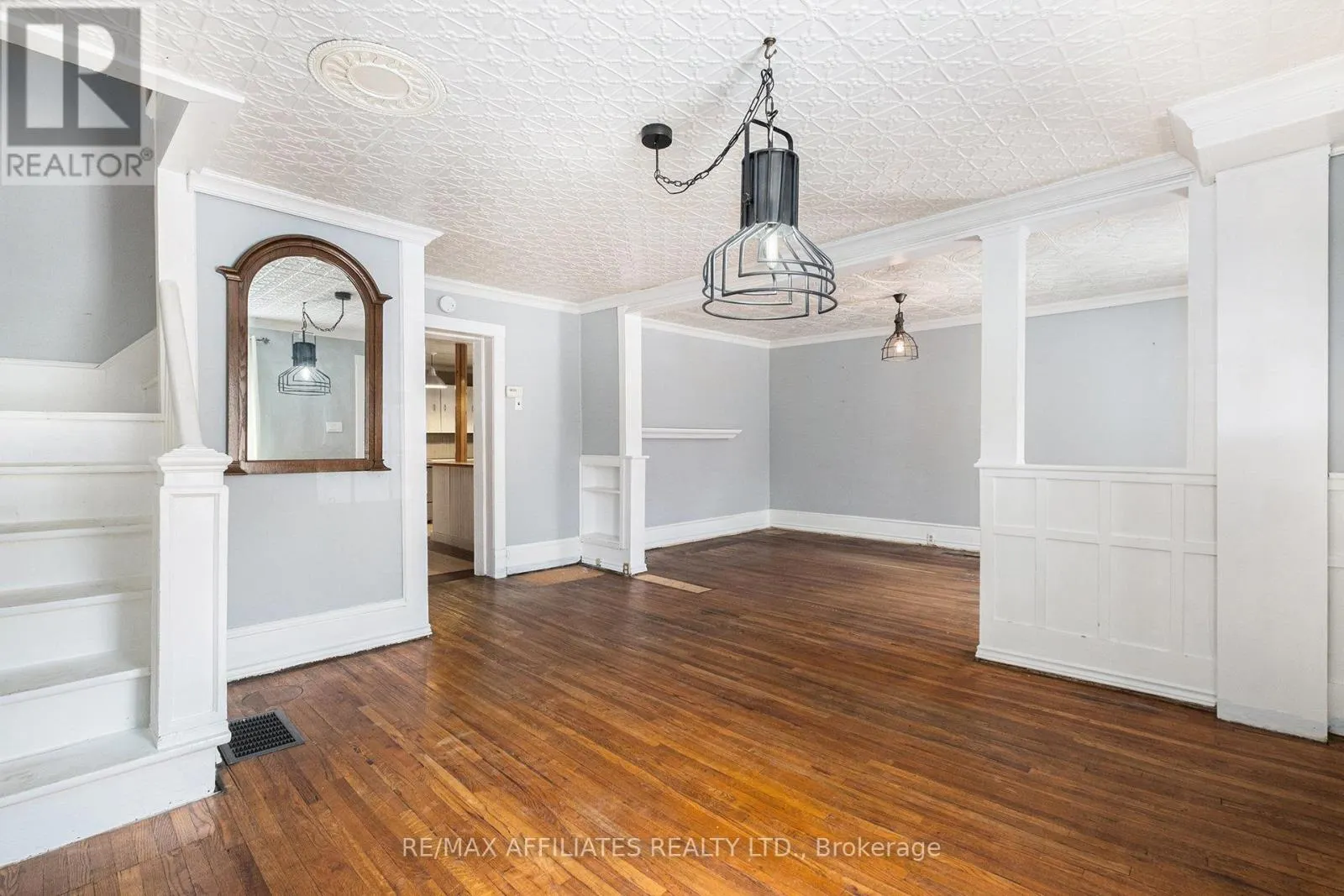 122 CHAMBERS STREET