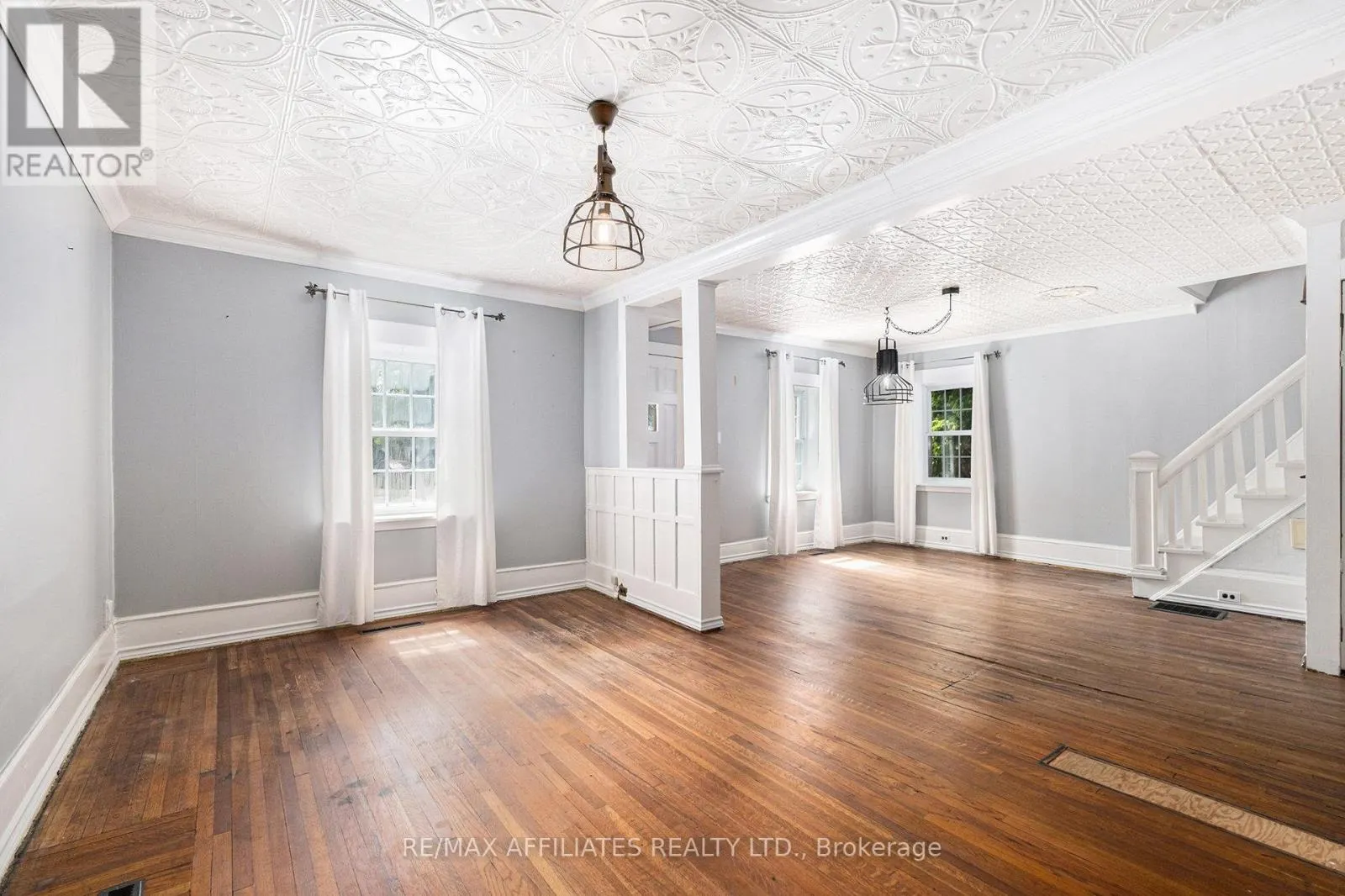 122 CHAMBERS STREET
