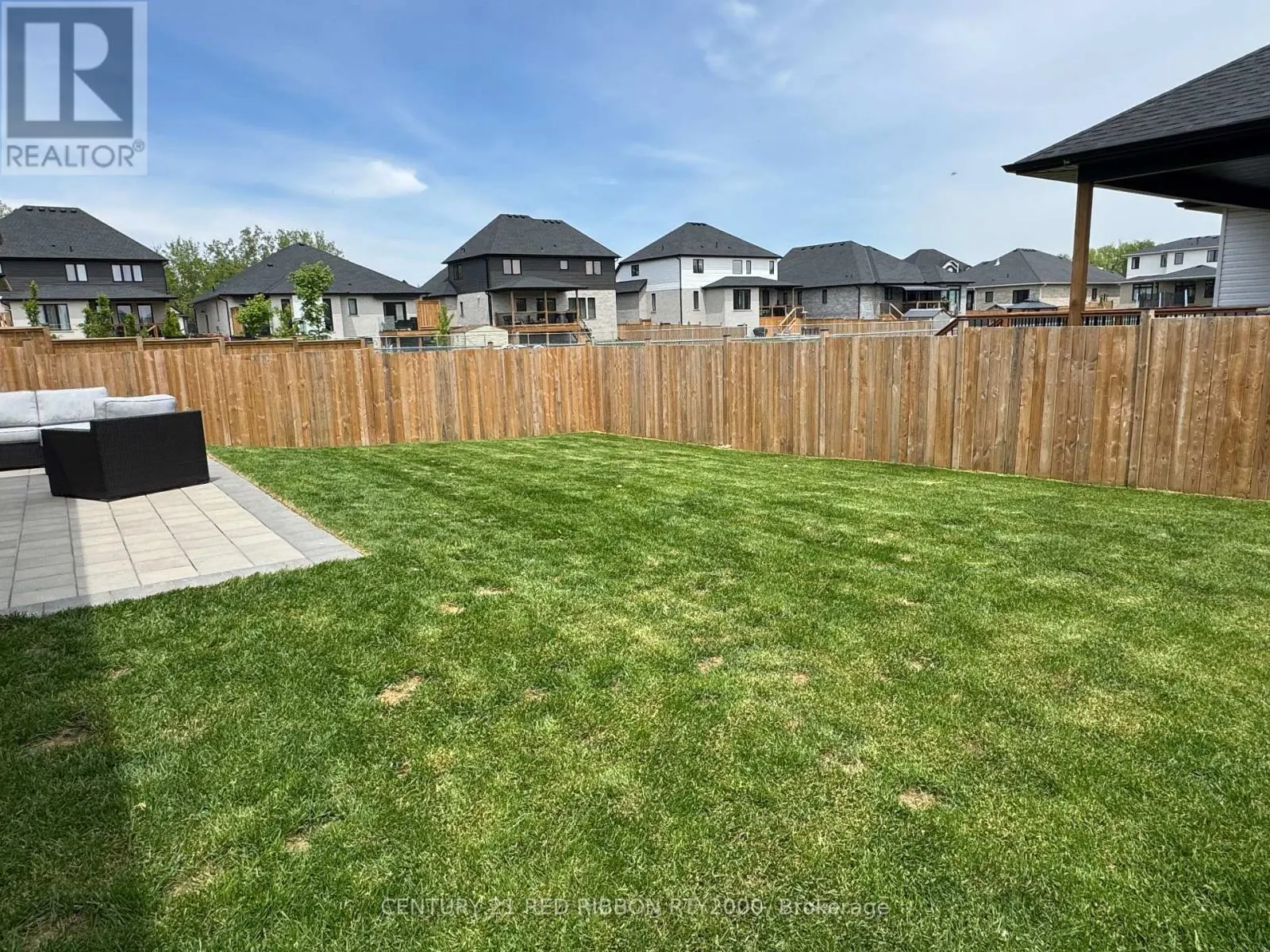 11 BRISCOE CRESCENT