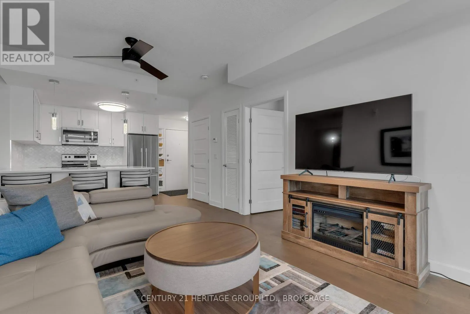 510 - 129 SOUTH STREET, #510