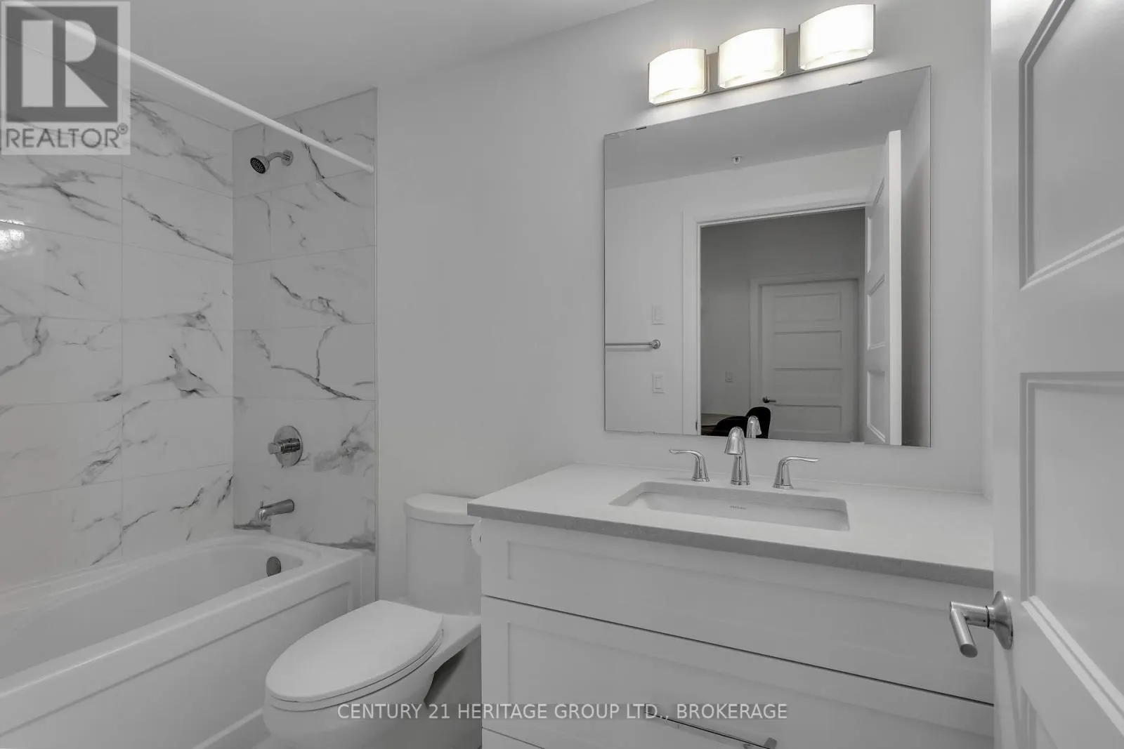 510 - 129 SOUTH STREET, #510