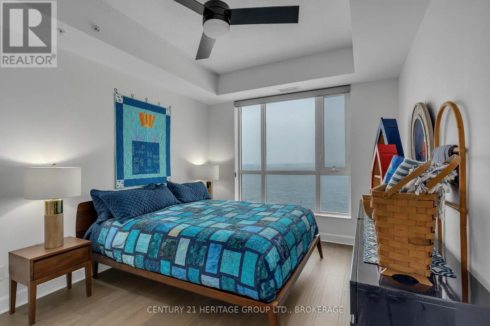 510 - 129 SOUTH STREET, #510