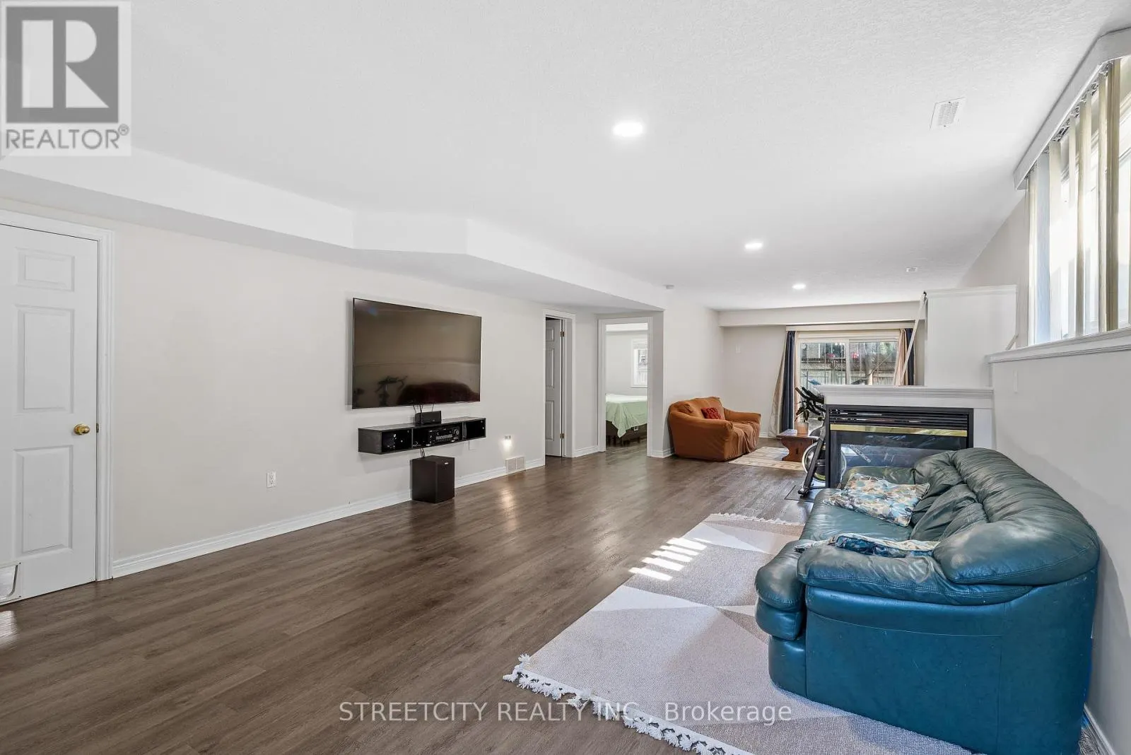 131 BRIDLE PATH
