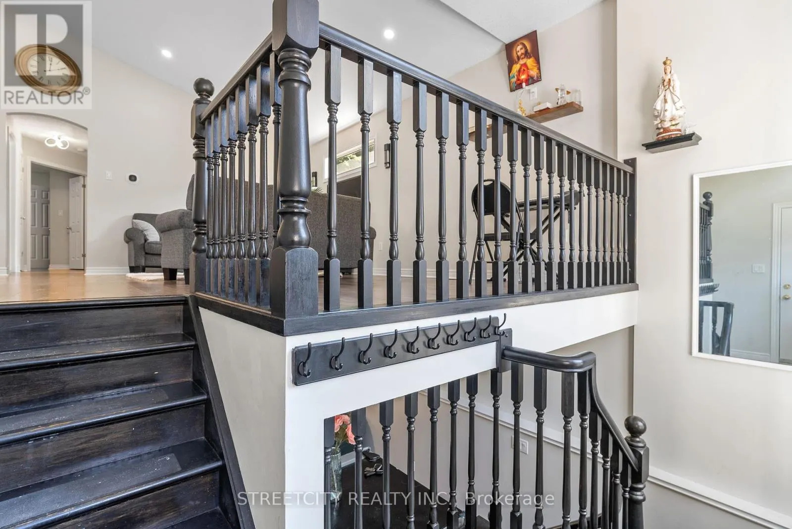 131 BRIDLE PATH