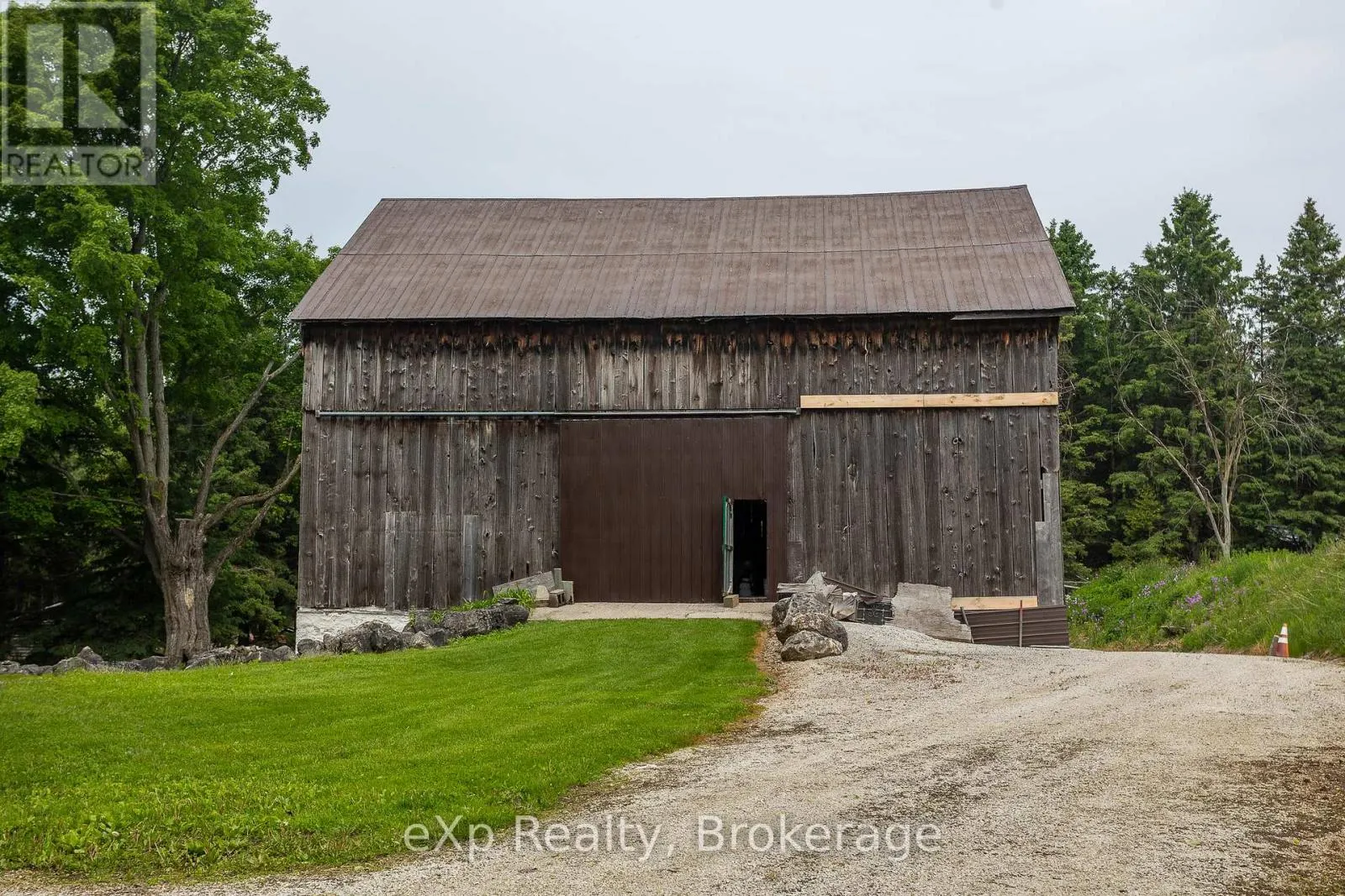 103379 GREY RD 18