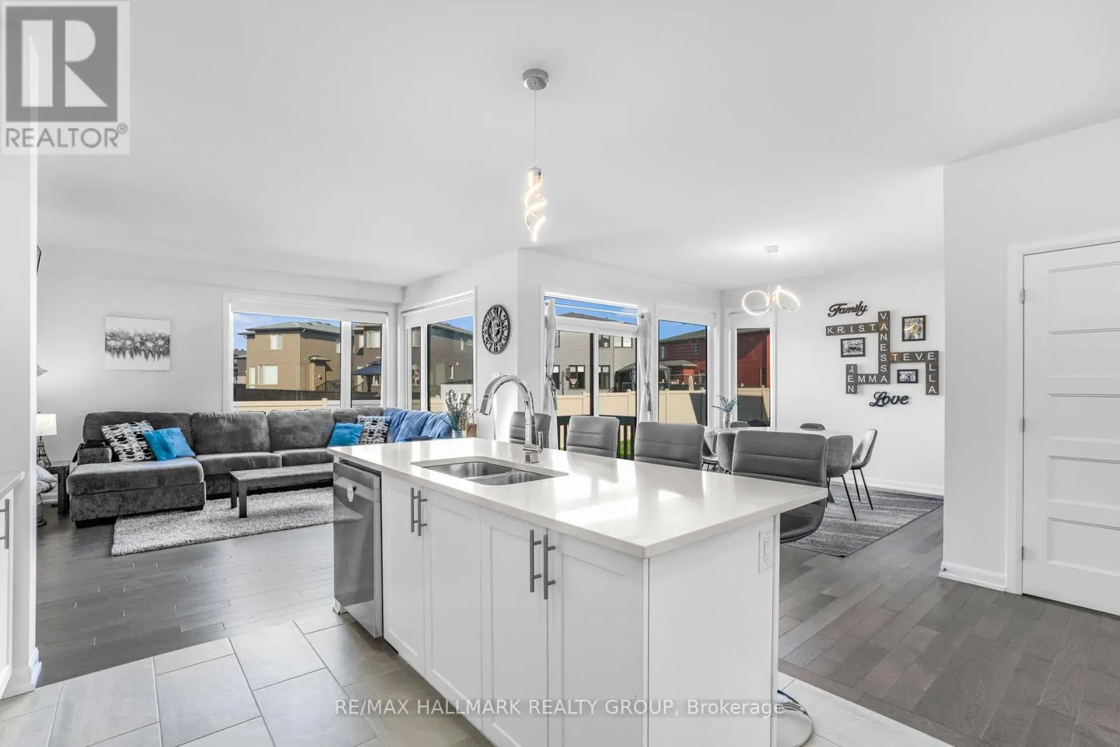 364 STERLING AVENUE