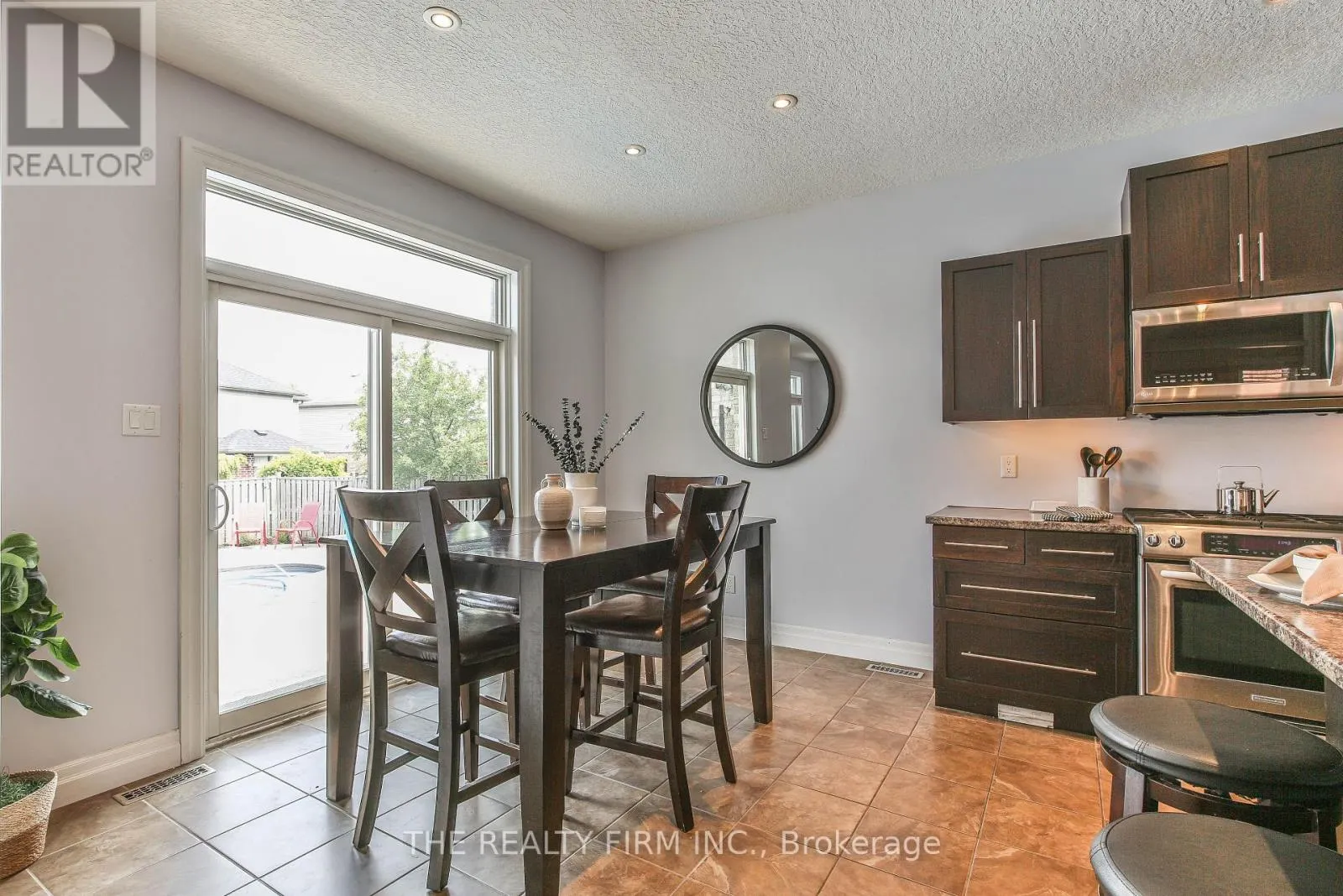 2655 TUCKER COURT