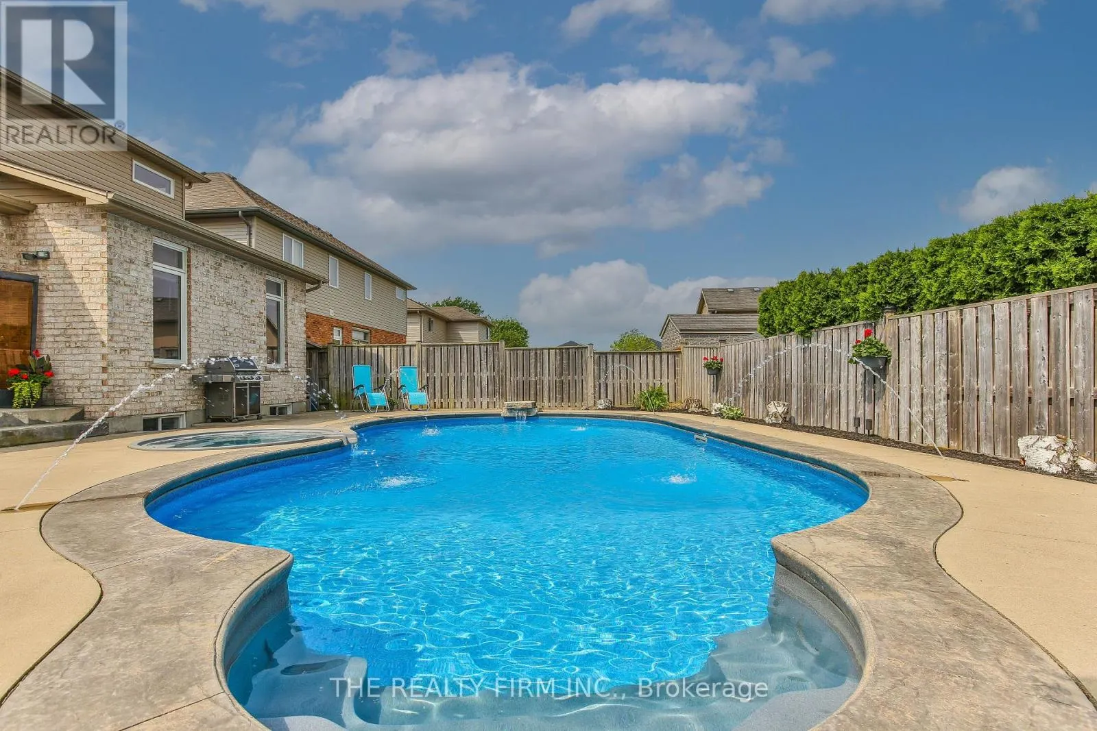 2655 TUCKER COURT