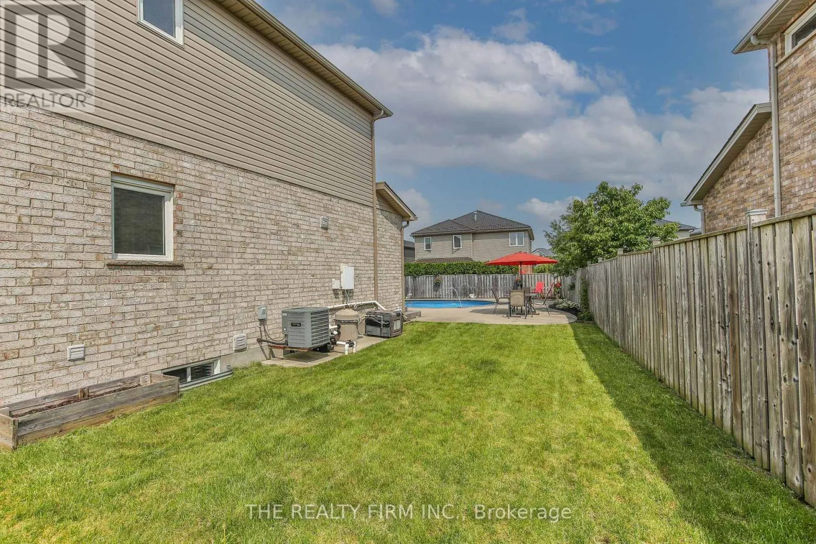 2655 TUCKER COURT