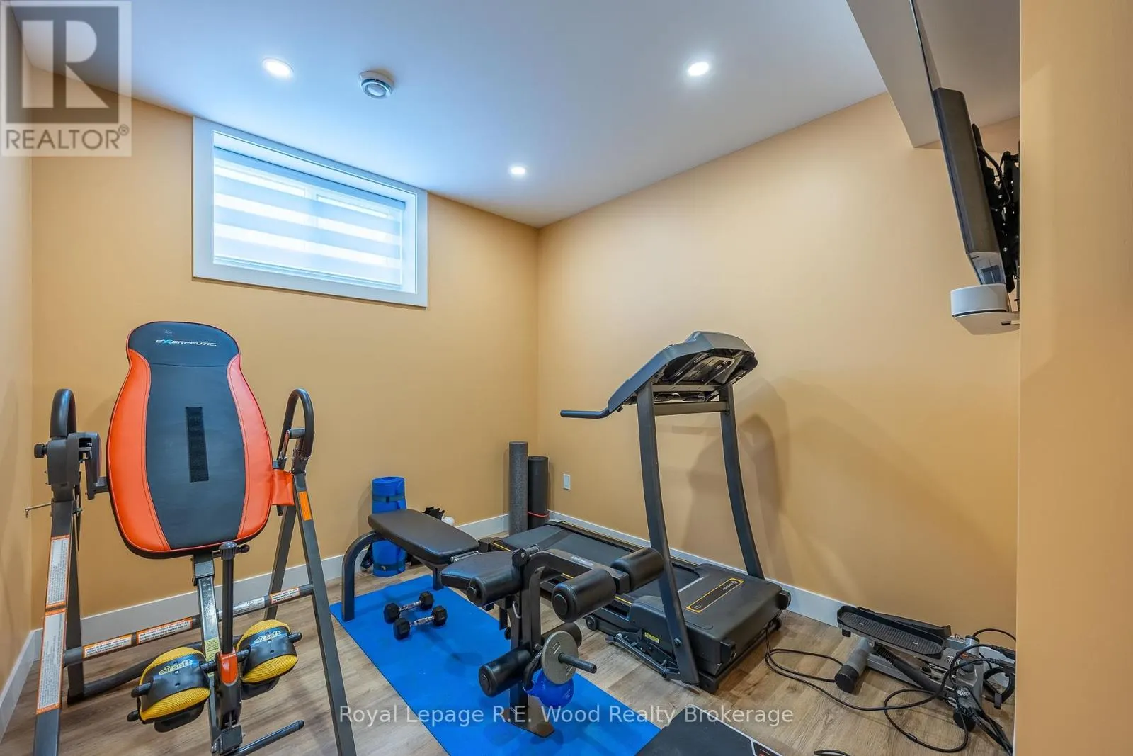 22 - 5 JOHN POUND ROAD, #22