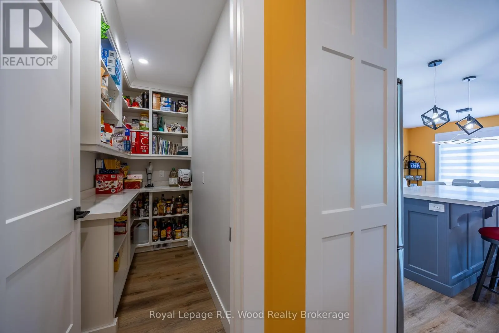 22 - 5 JOHN POUND ROAD, #22