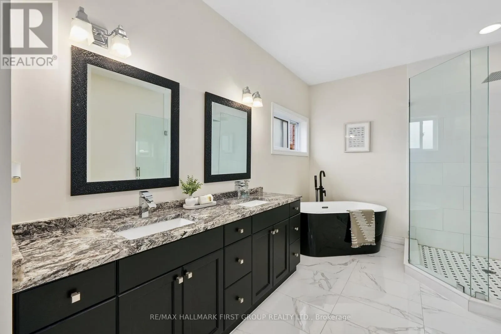 5 EDGEWATER DRIVE