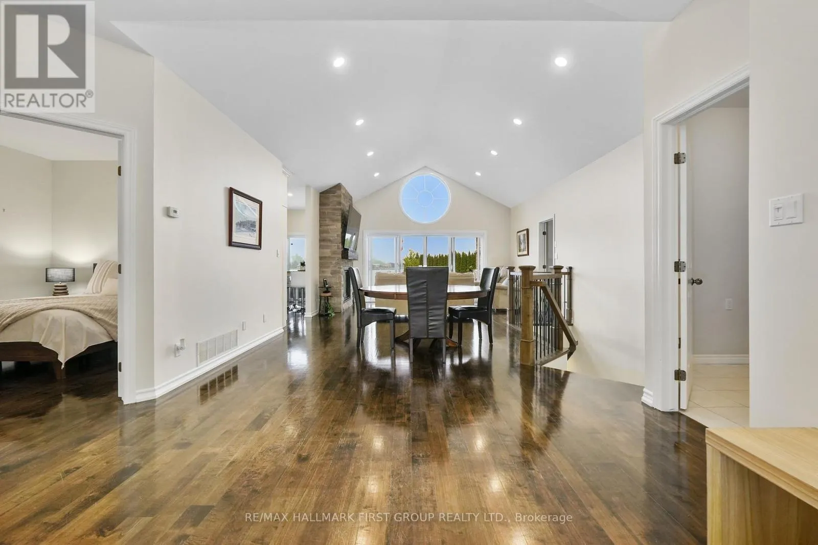 5 EDGEWATER DRIVE