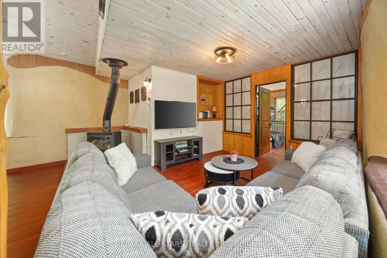 755 SCOTCH SETTLEMENT ROAD