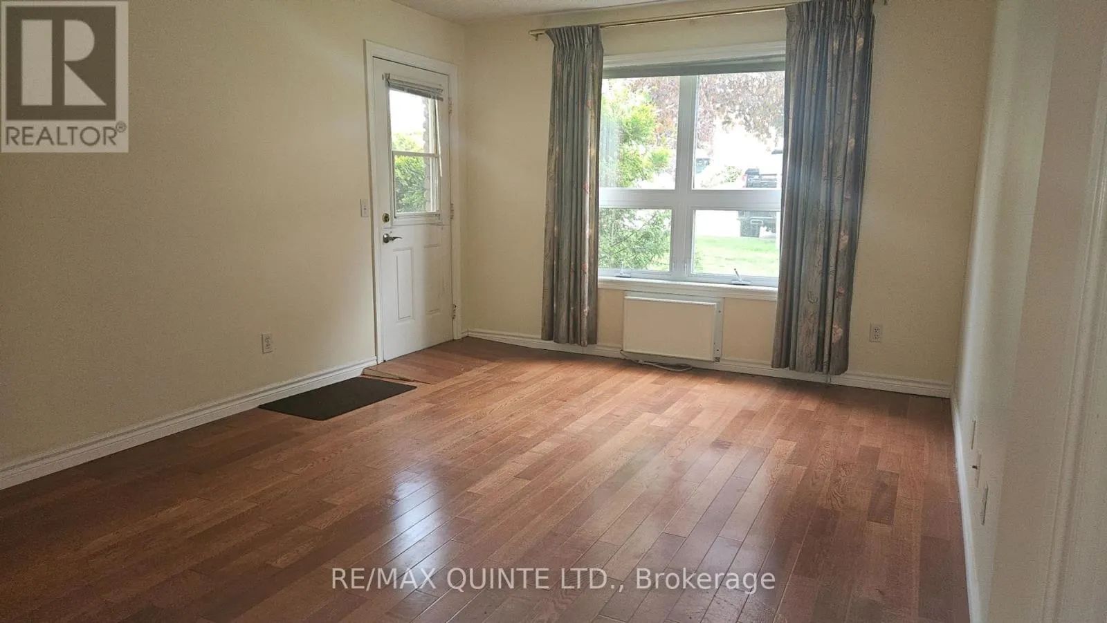4 - 1171 MILLWOOD AVENUE, #4