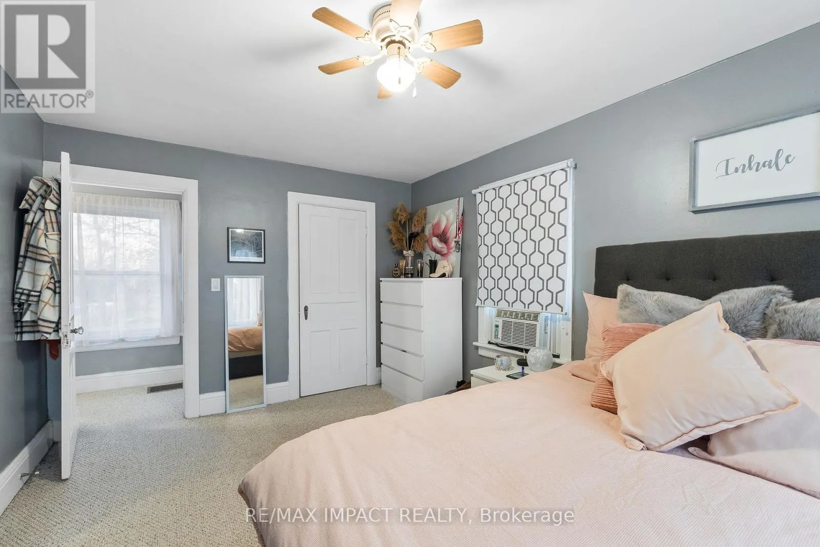 18 SPENCER STREET W