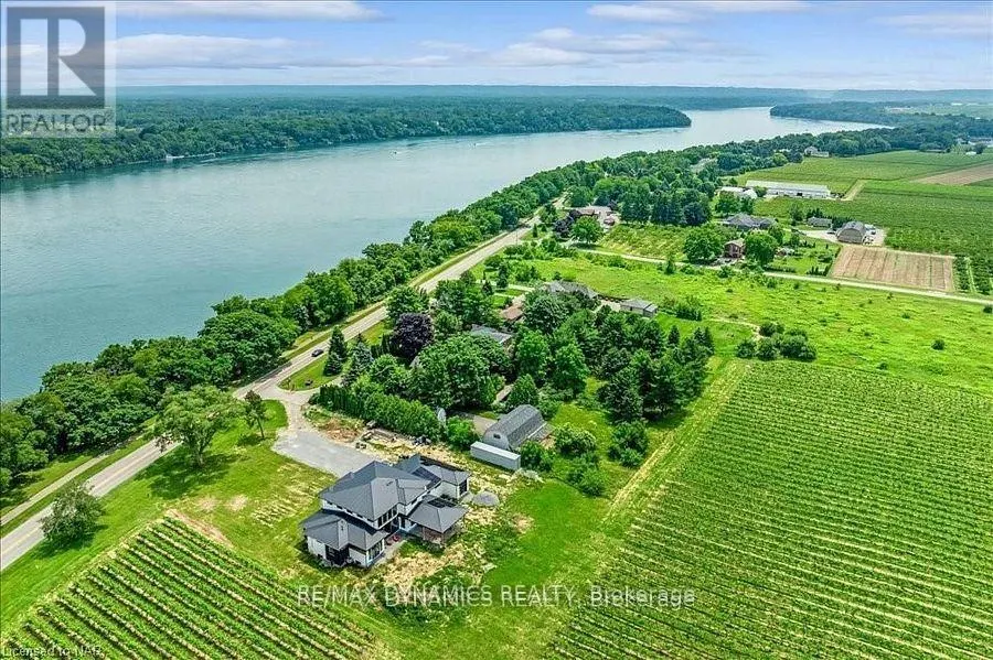 15842 NIAGARA RIVER PARKWAY E