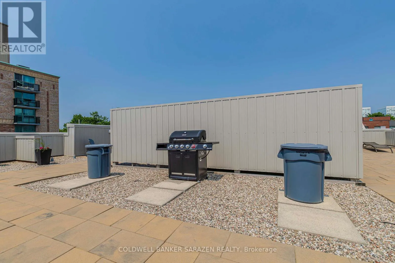 218 - 429 KENT STREET