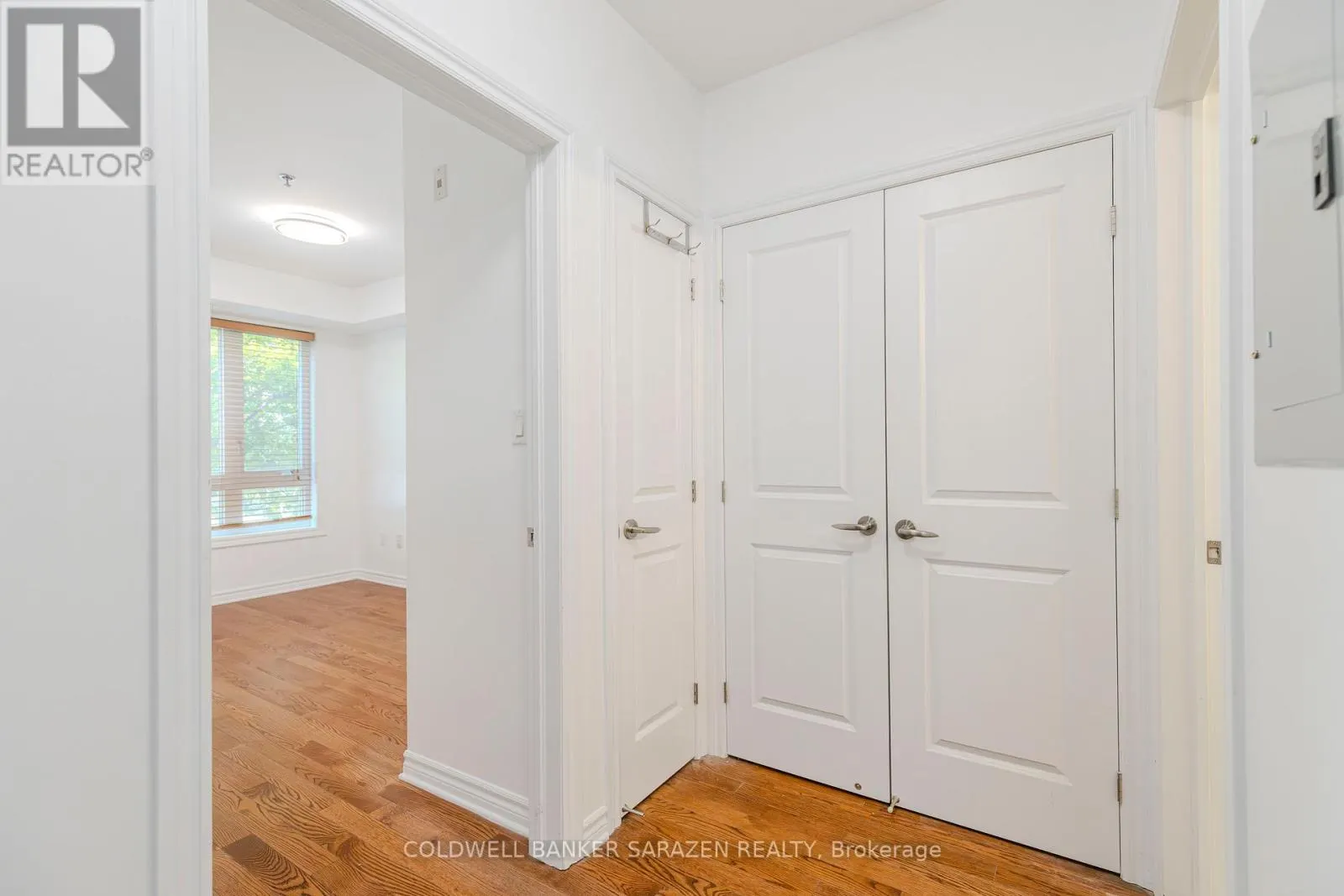 218 - 429 KENT STREET