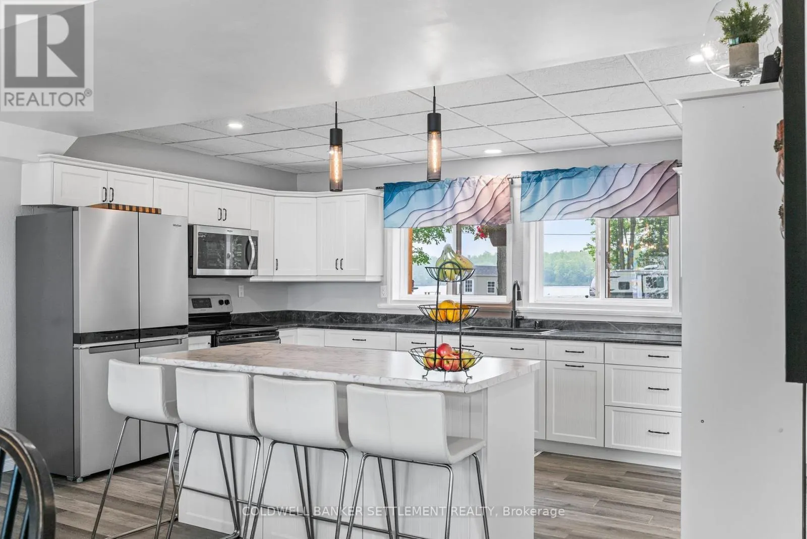 1021 TRILLIUM POINT ROAD