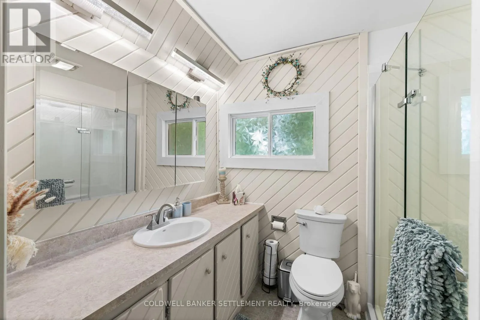 1021 TRILLIUM POINT ROAD