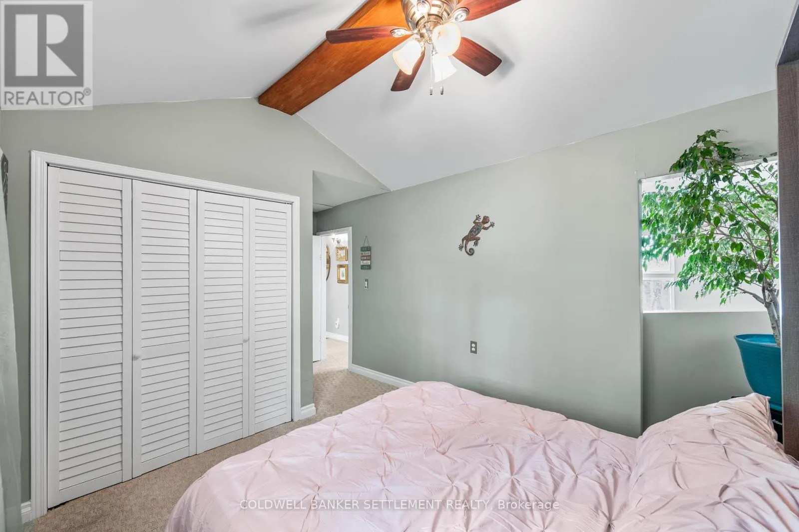 1021 TRILLIUM POINT ROAD