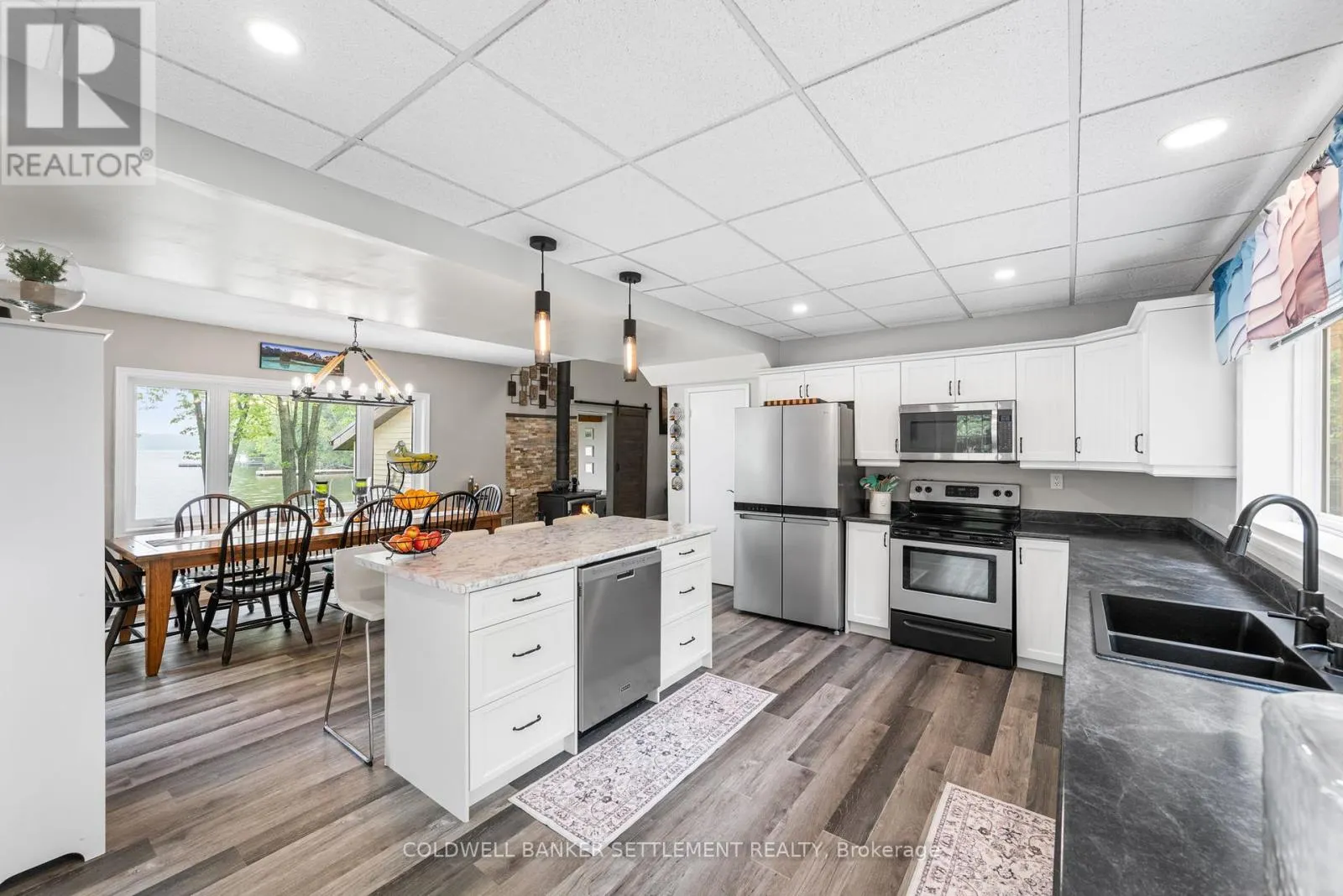 1021 TRILLIUM POINT ROAD
