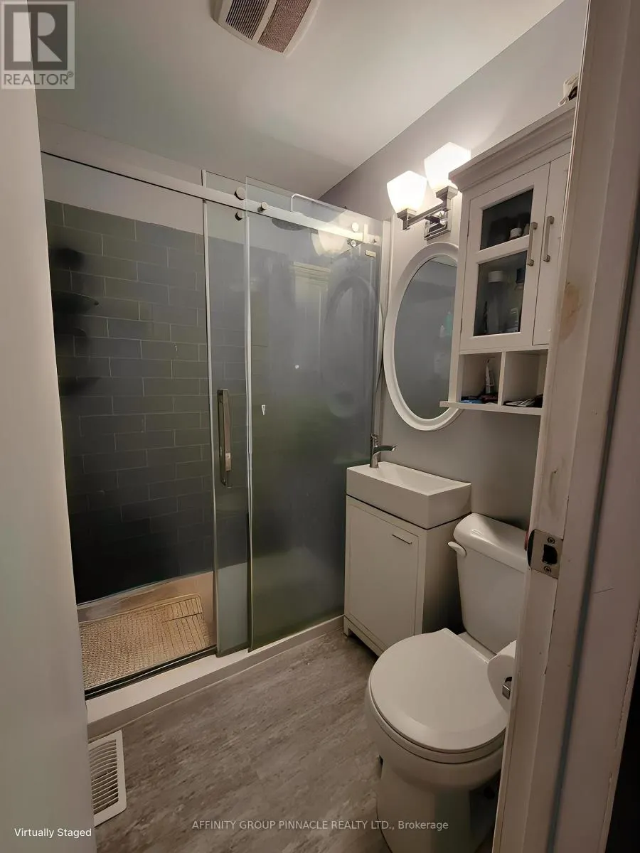 2473 SELWYN BAY LANE