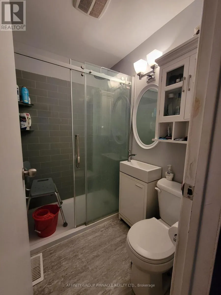 2473 SELWYN BAY LANE