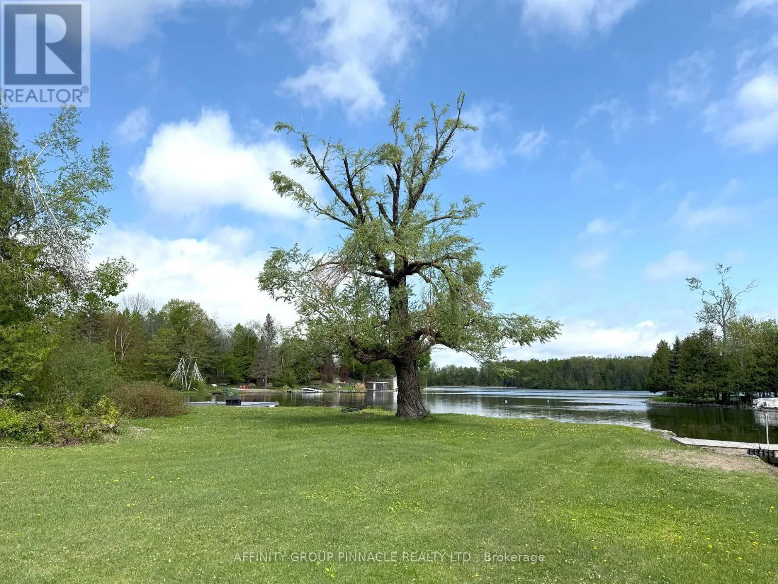 2473 SELWYN BAY LANE