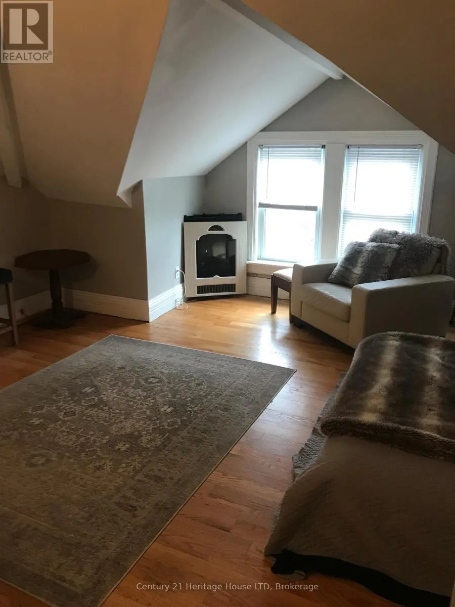 272 CANBORO ROAD